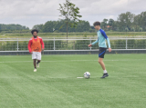 Laatste training S.K.N.W.K. JO19-1 van donderdag 30 mei 2024 (75/136)